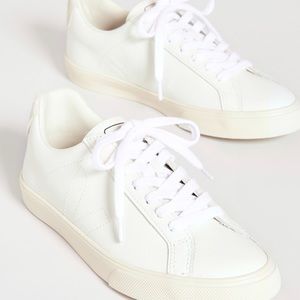 Veja Esplar Low Sneakers